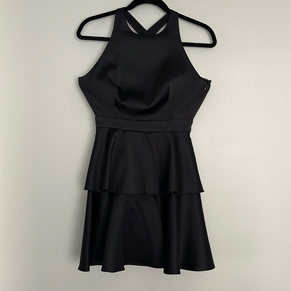 Slate & Willow Black Halter Tiered Mini Dress Size 0